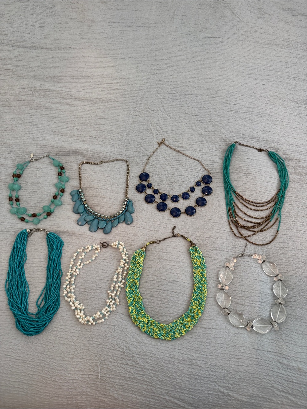 Lot of 8 Womens Necklaces. Multicolored blue turquoise  beaded etc Jewelry